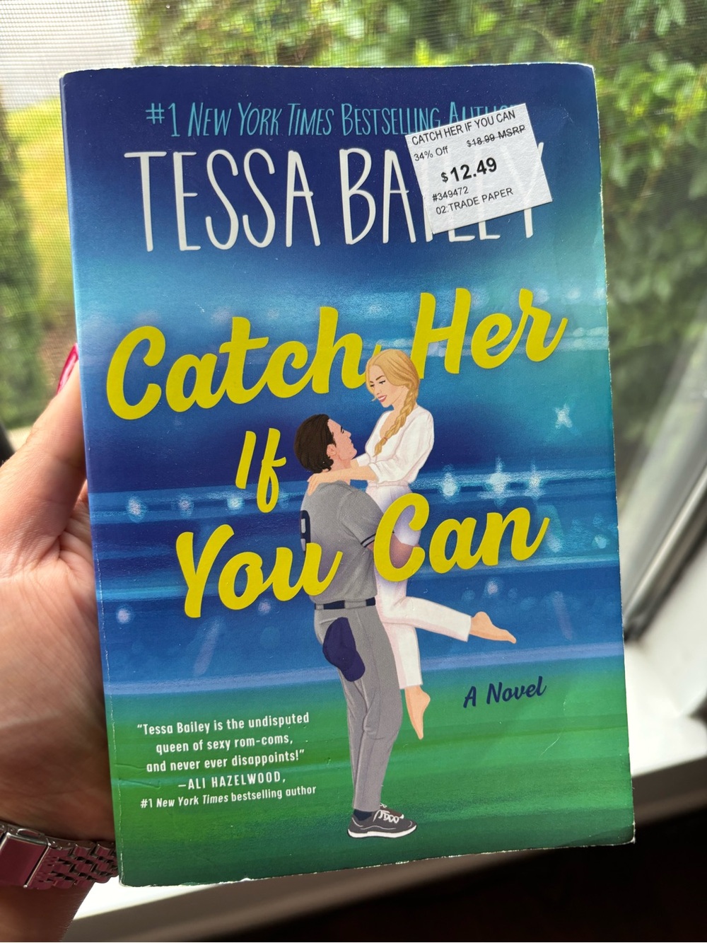 Tessa Bailey - Catch Her If You Can (Blue & Green Cover)